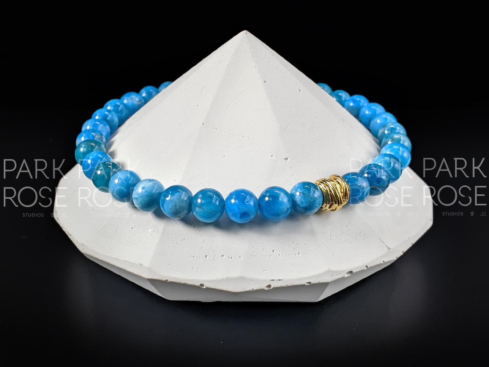 AAAAA Lake Blue Apatite Gemstone Bracelet with 18K Gold Spacer (6mm)
