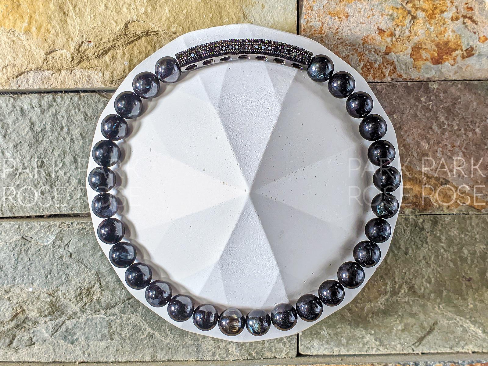 Arfvedsonite Beaded Bracelet with Black Zirconia Bar (6mm)