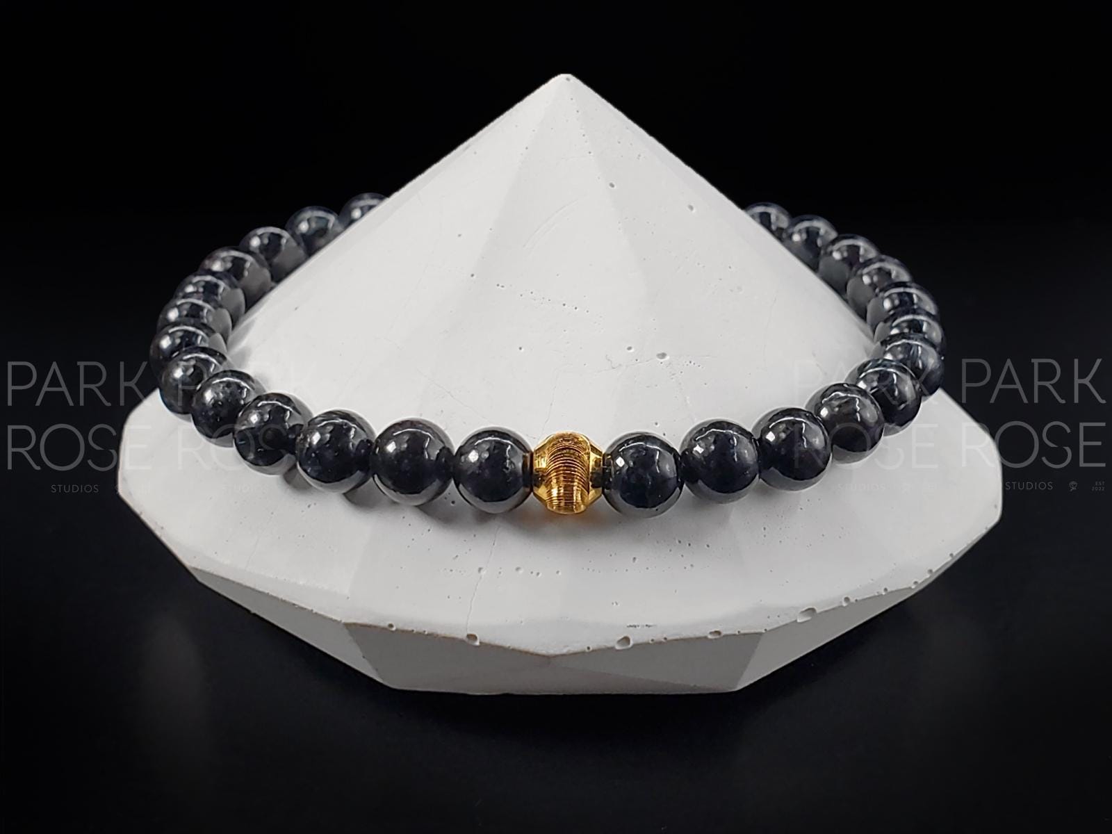 Arfvedsonite Bracelet: 24K Gold Cat Eye Bead