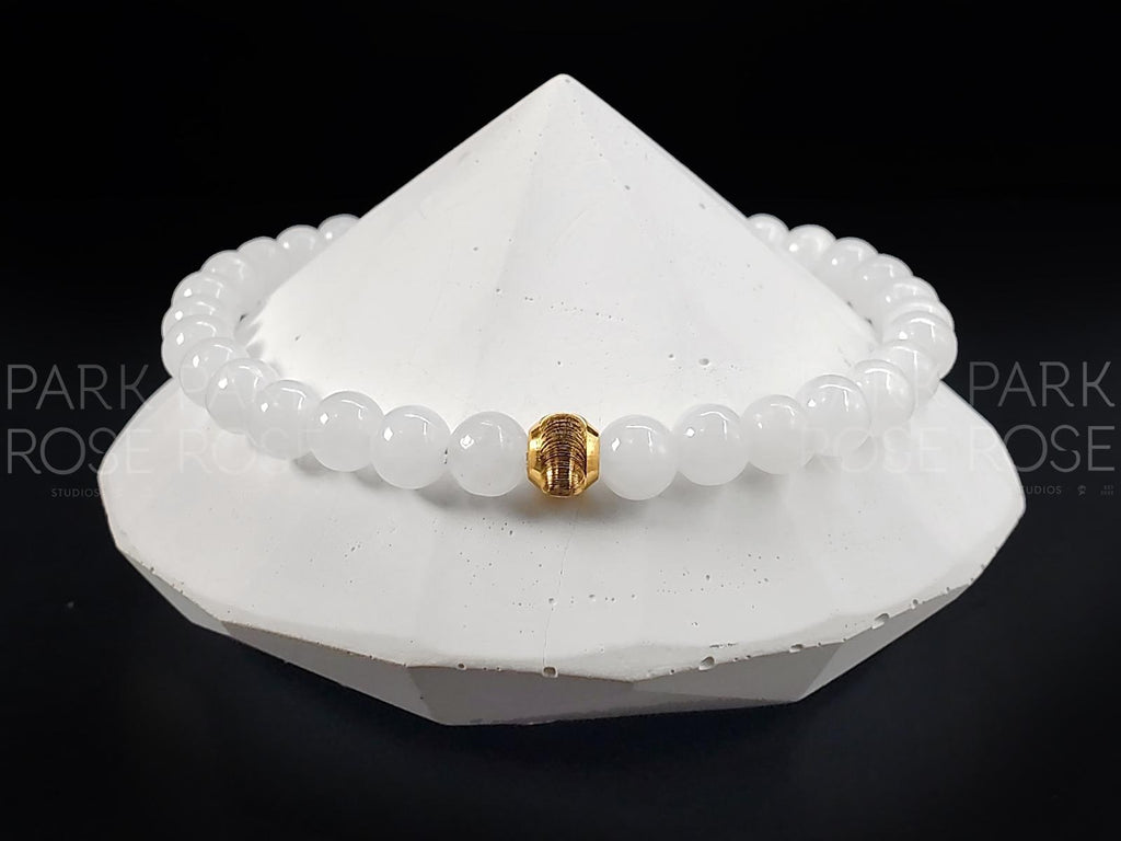 Myanmar White Nephrite Jade Bracelet: 24K Solid Gold Cat Eye Bead (6mm)