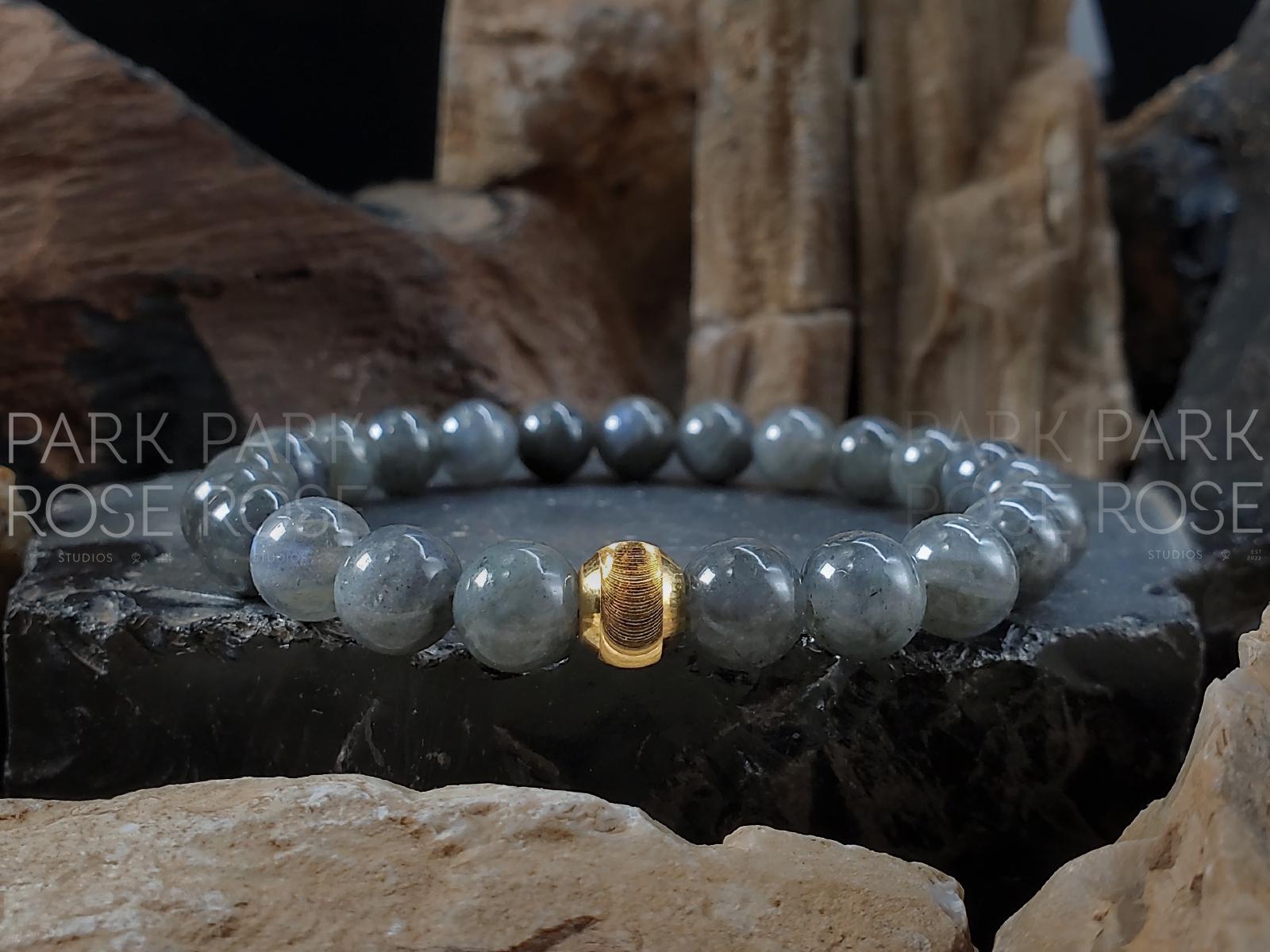 Argentinian Blue Flash Labradorite Gemstone Bracelet: 24K Gold Cat Eye Bead (6/8mm)