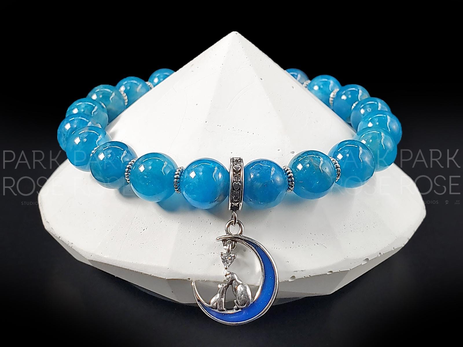 Natural Tanzania Apatite Bracelet: Sterling Silver Cat on Moon Charm (8mm)