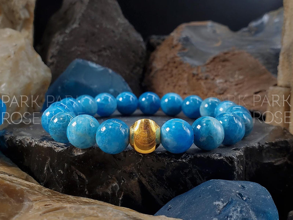Lake Blue Apatite Bracelet: 24K Gold Cat Eye Bead (6/8/10mm)