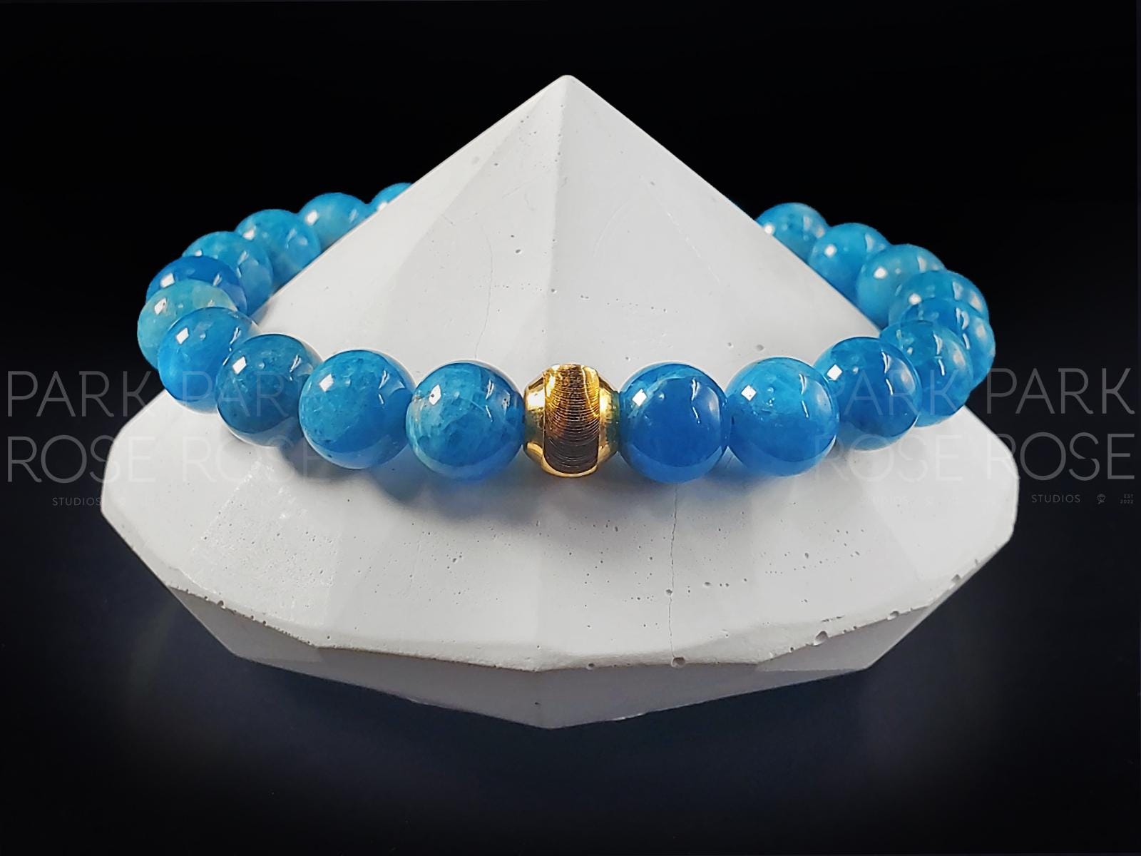 Lake Blue Apatite Bracelet: 24K Gold Cat Eye Bead (6/8/10mm)