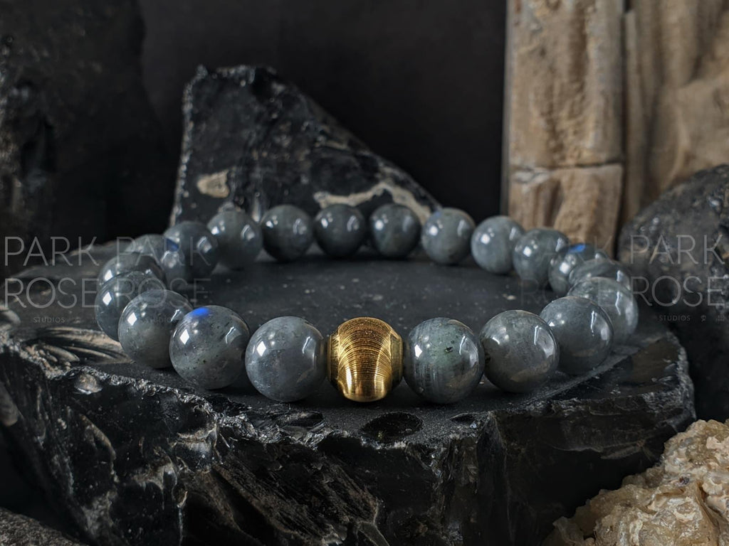 Blue Flash Labradorite Bracelet: 24K Gold Cat Eye Bead (10mm)