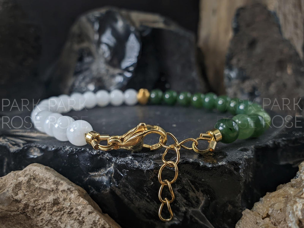 Two Tone Nephrite Jade Bracelet: 24K Gold Cat Eye Bead (6mm)