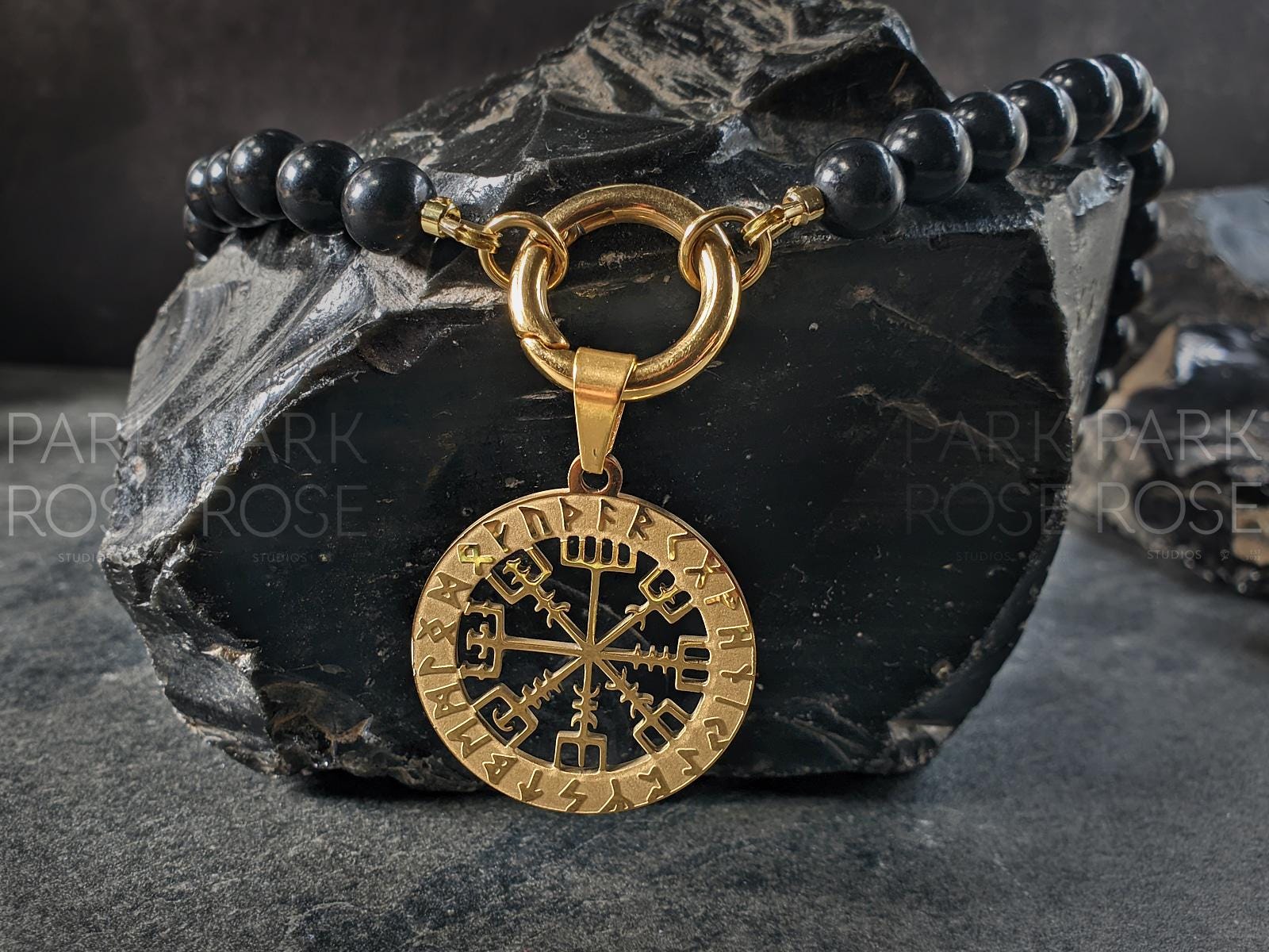Norse Viking Compass Amulet Pendant Shungite Carabiner Necklace