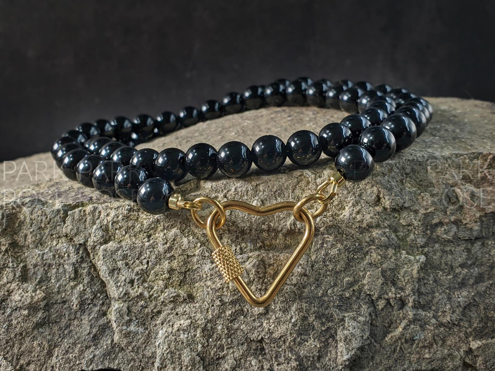 Uruguay Onyx Carabiner Necklace (8mm)