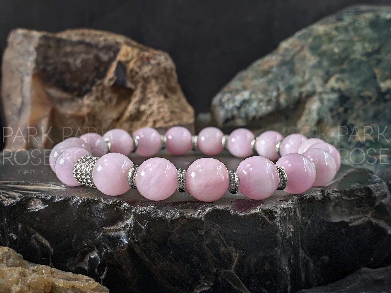 AAAA Natural Nigeria Kunzite Beaded Bracelet (8mm)