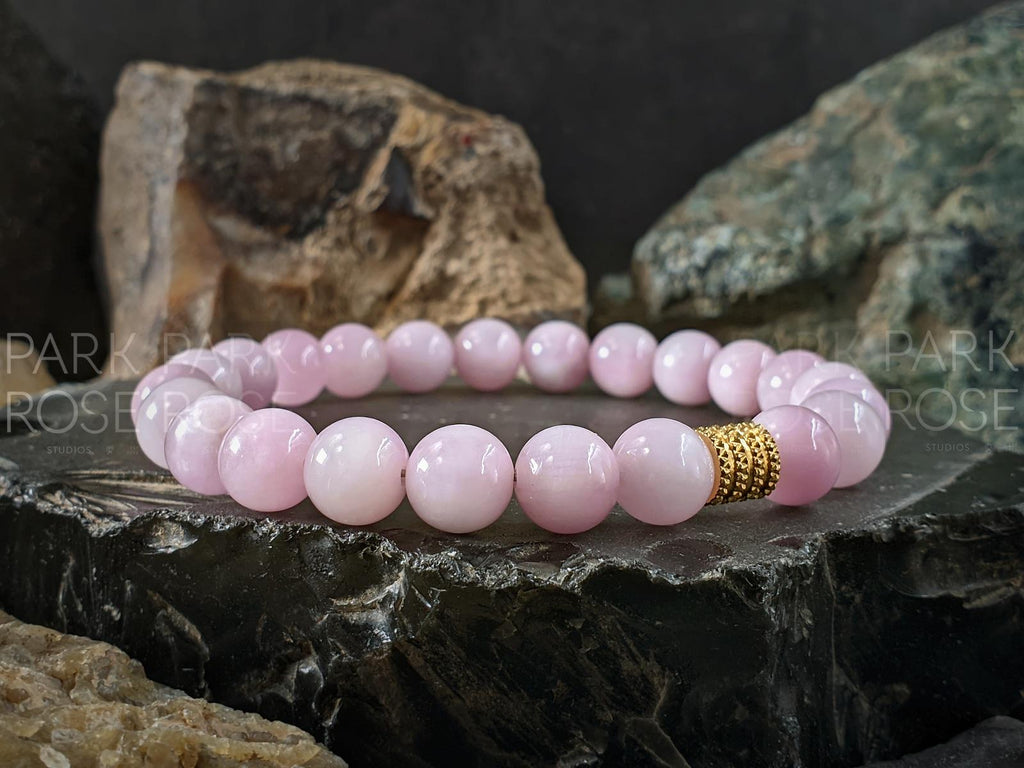 AAAA Natural Nigeria Kunzite Beaded Bracelet (8mm)