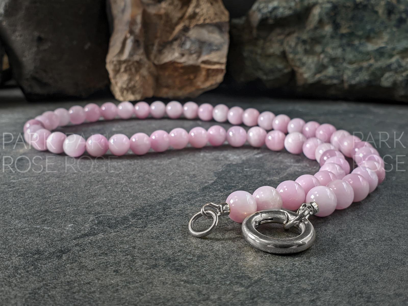 AAAA Natural Nigeria Kunzite Spodumene Beaded Carabiner Necklace (8mm)