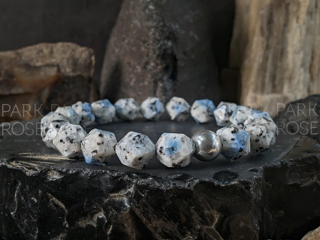Natural Undyed Faceted South Africa K2 Stone/Raindrop Azurite Bracelet (9mm)