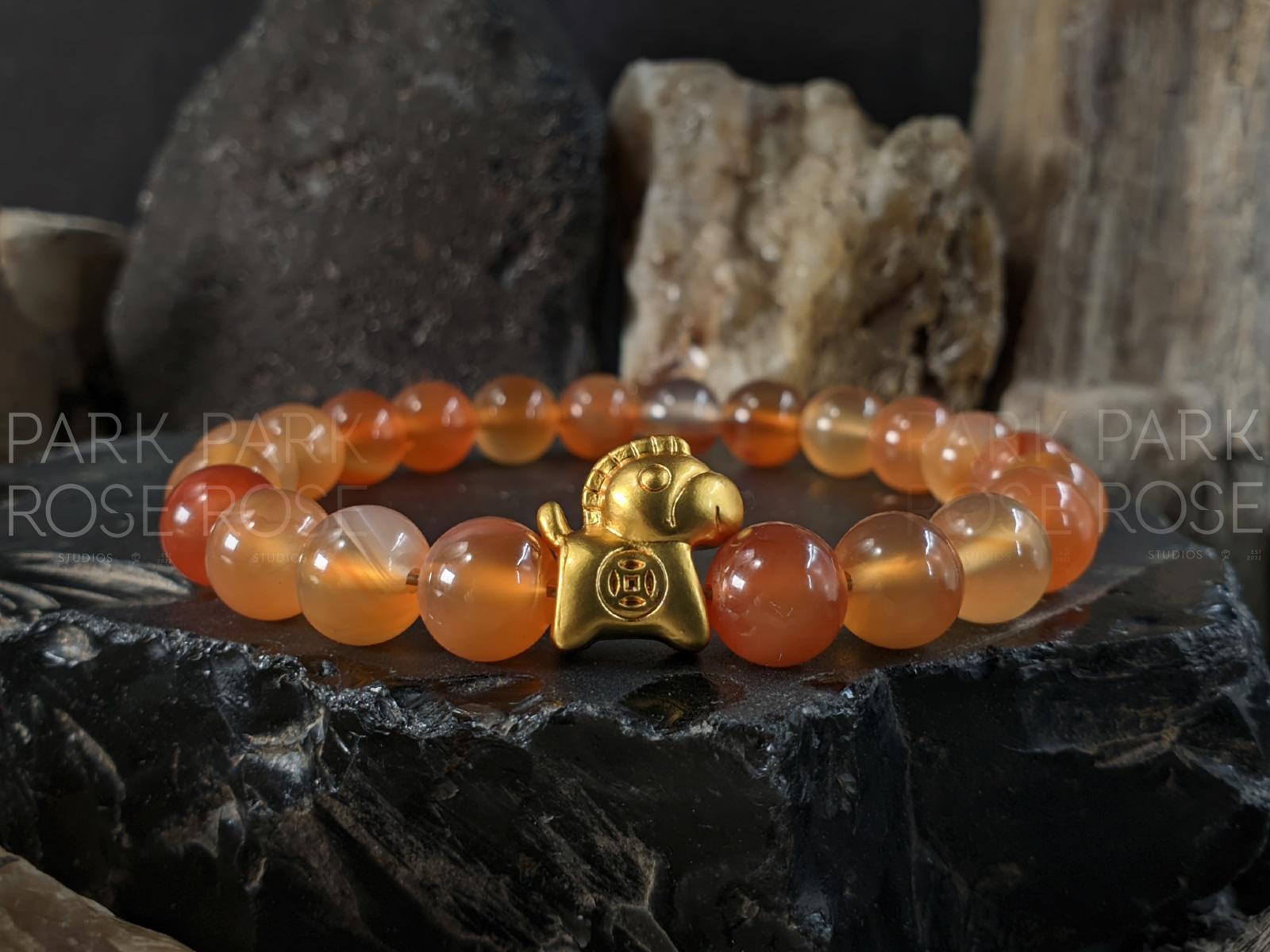 AAA Undyed Natural Brazil Carnelian Pixiu Fire Horse Bracelet (8/10mm)