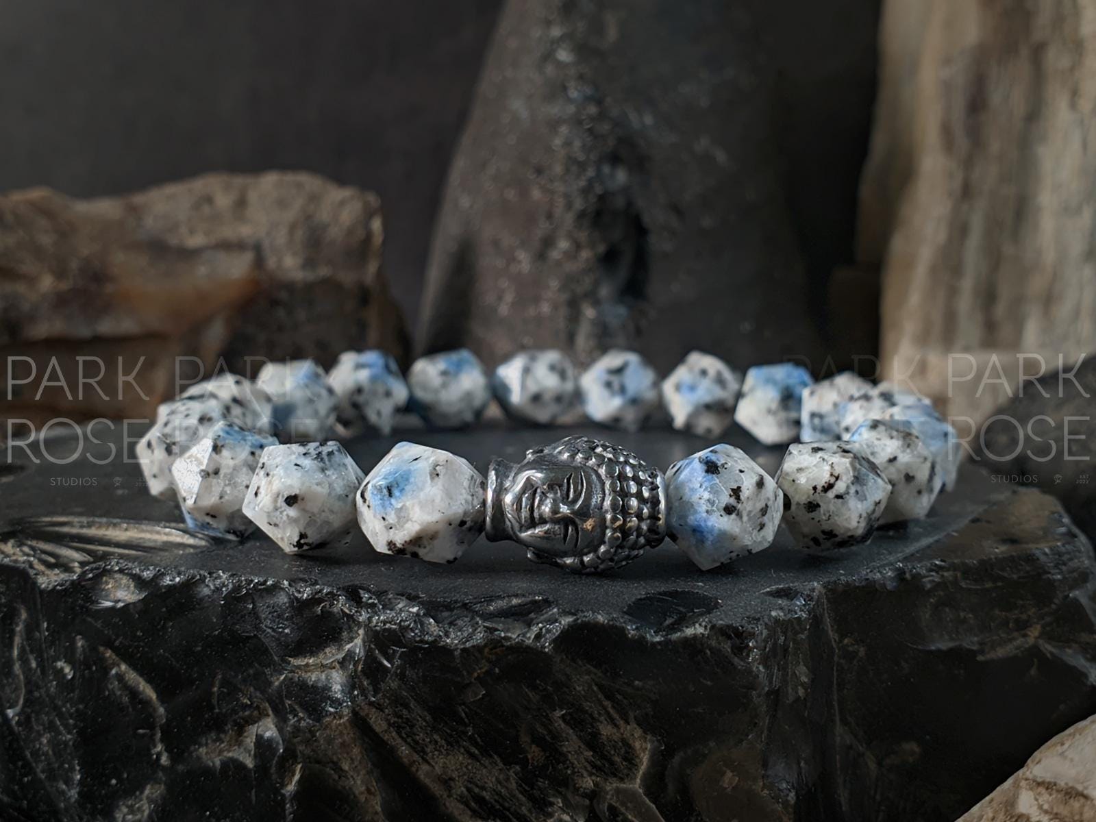 Natural Undyed Faceted South Africa K2 Stone/Raindrop Azurite Bracelet (9mm)