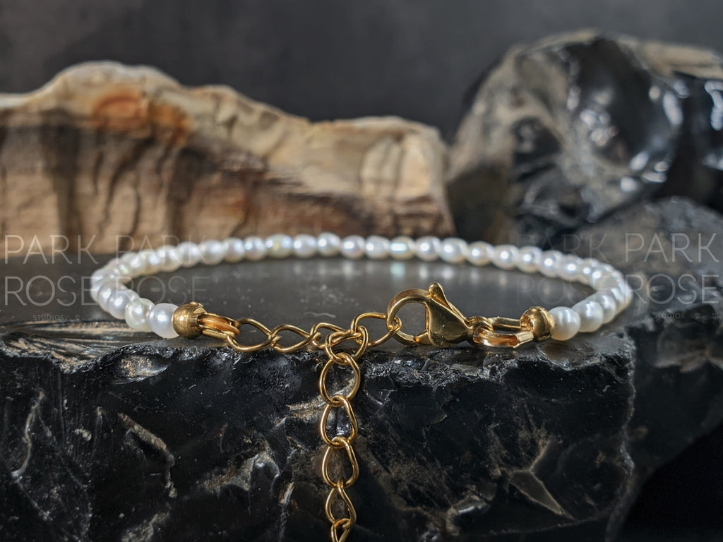 Natural Cultured Freshwater Pearl Gemstone Bracelet/Anklet (4mm)